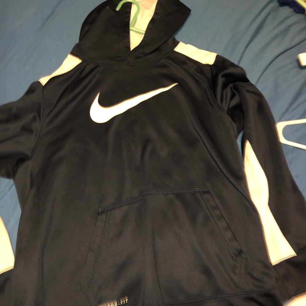 blue nike sweatshirt